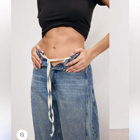 $179 Good American Good Extreme Barrel Relaxed Jeans NWT - Picture 6 of 12